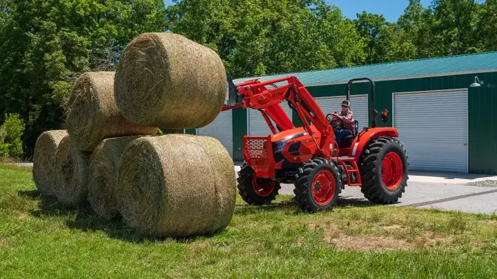 How Much Does a Bale of Hay Cost? Why Most Small Farms Shouldn’t Make Their Own