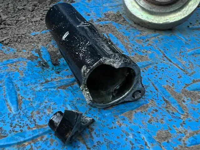 How to Fix LS Backhoe Hydraulic Leak