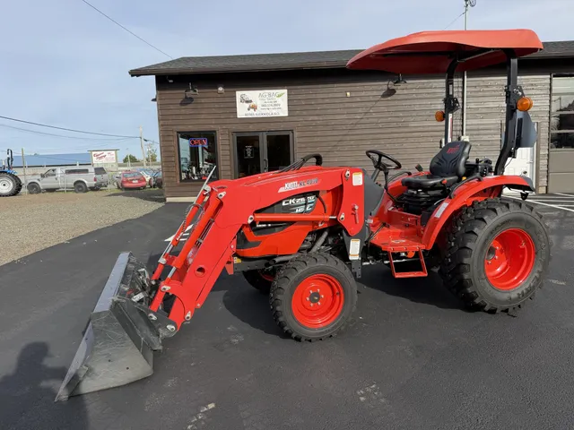 KIOTI CK2620 HST with KL4030 Loader